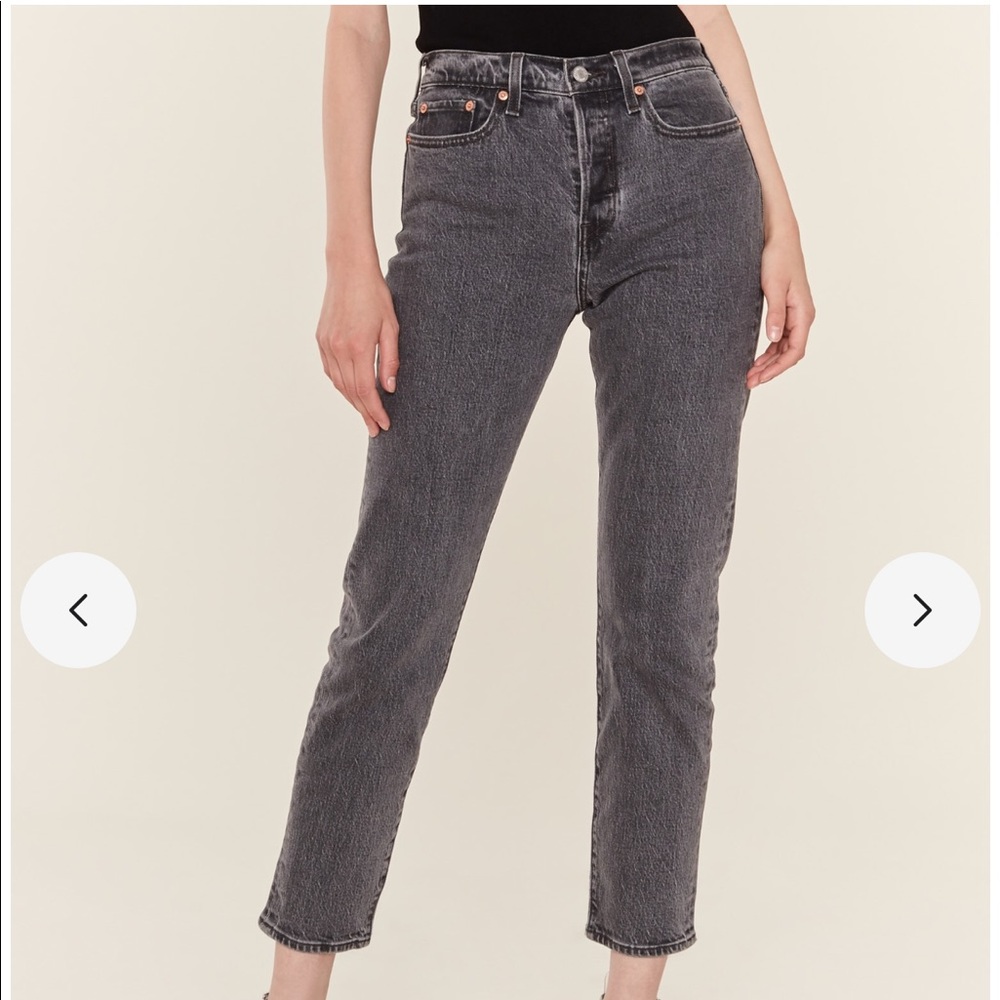 ‼️❌SOLD❌‼️LEVIS WEDGIE STRAIGHT DENIM